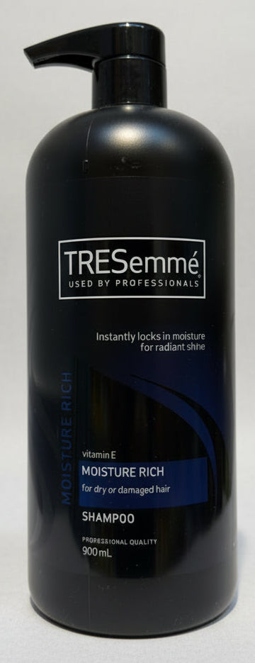 Tresemmé Moisture Rich For Dry or Damaged Hair Shampoo 900ML